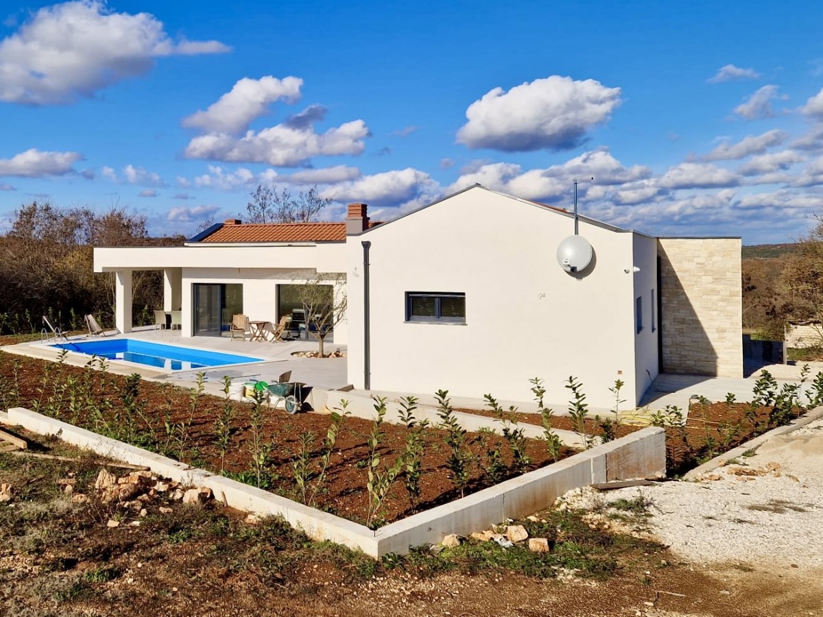 Splendida villa con piscina vicino a Rovigno