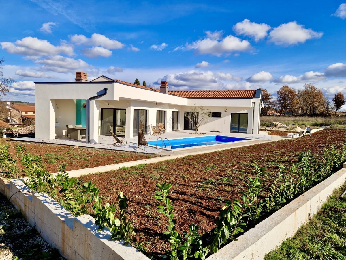 Splendida villa con piscina vicino a Rovigno