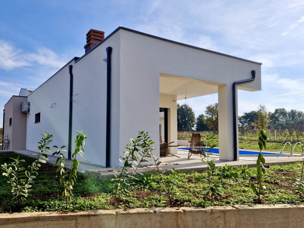 Splendida villa con piscina vicino a Rovigno