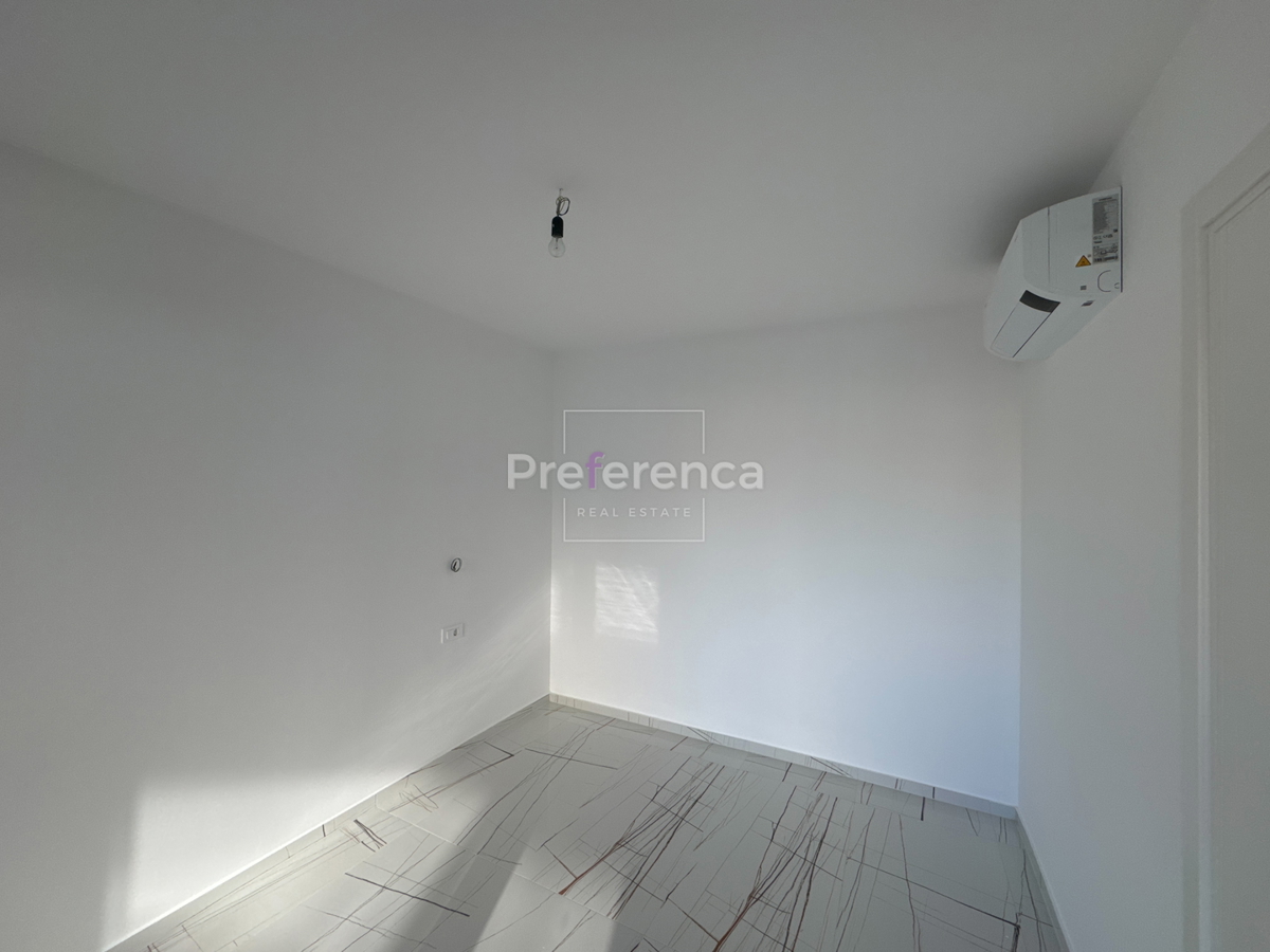 Novalja - appartamento con una camera da letto al primo piano