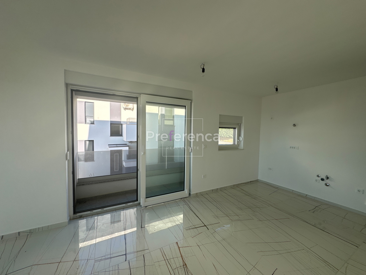 Novalja - appartamento con una camera da letto al primo piano