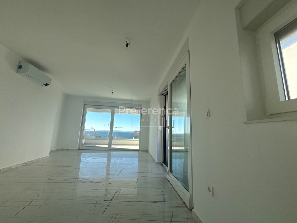 Novalja - appartamento con una camera da letto al primo piano