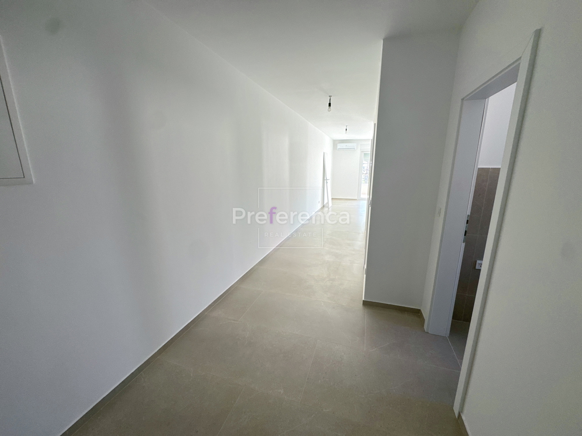 Povljana - appartamento bilocale al piano terra con giardino