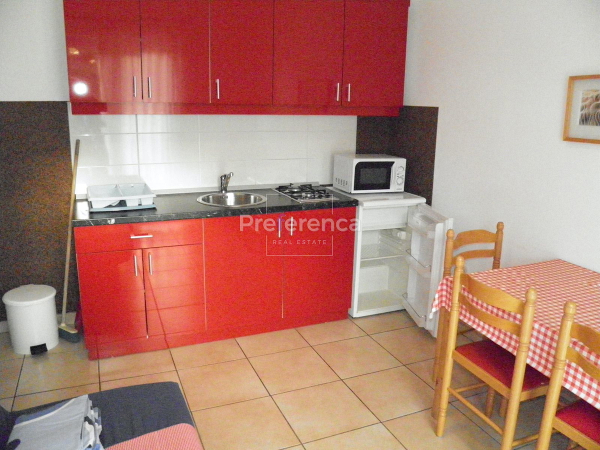 Novalja - casa con 4 appartamenti