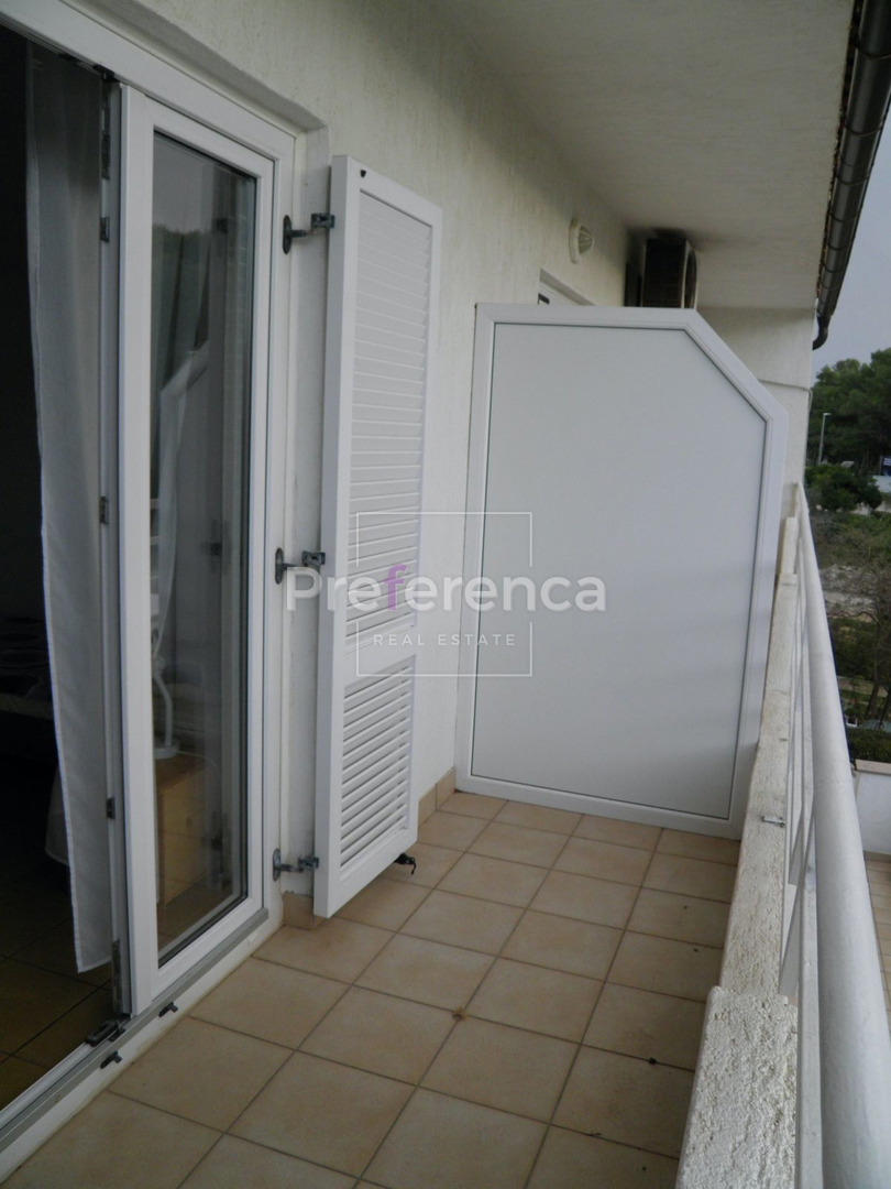 Novalja - casa con 4 appartamenti