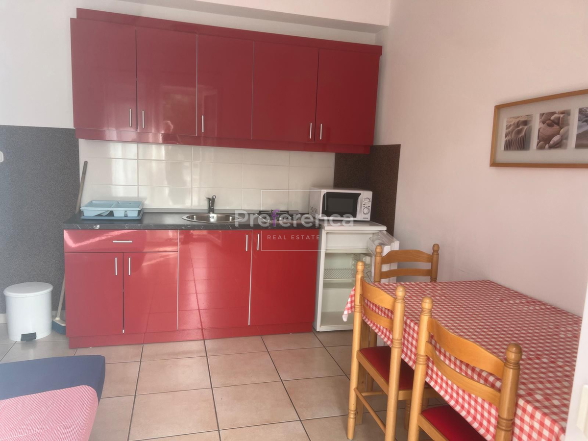 Novalja - casa con 4 appartamenti