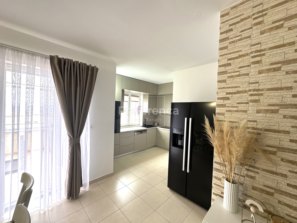 Novalja - appartamento su due piani con una vista splendida