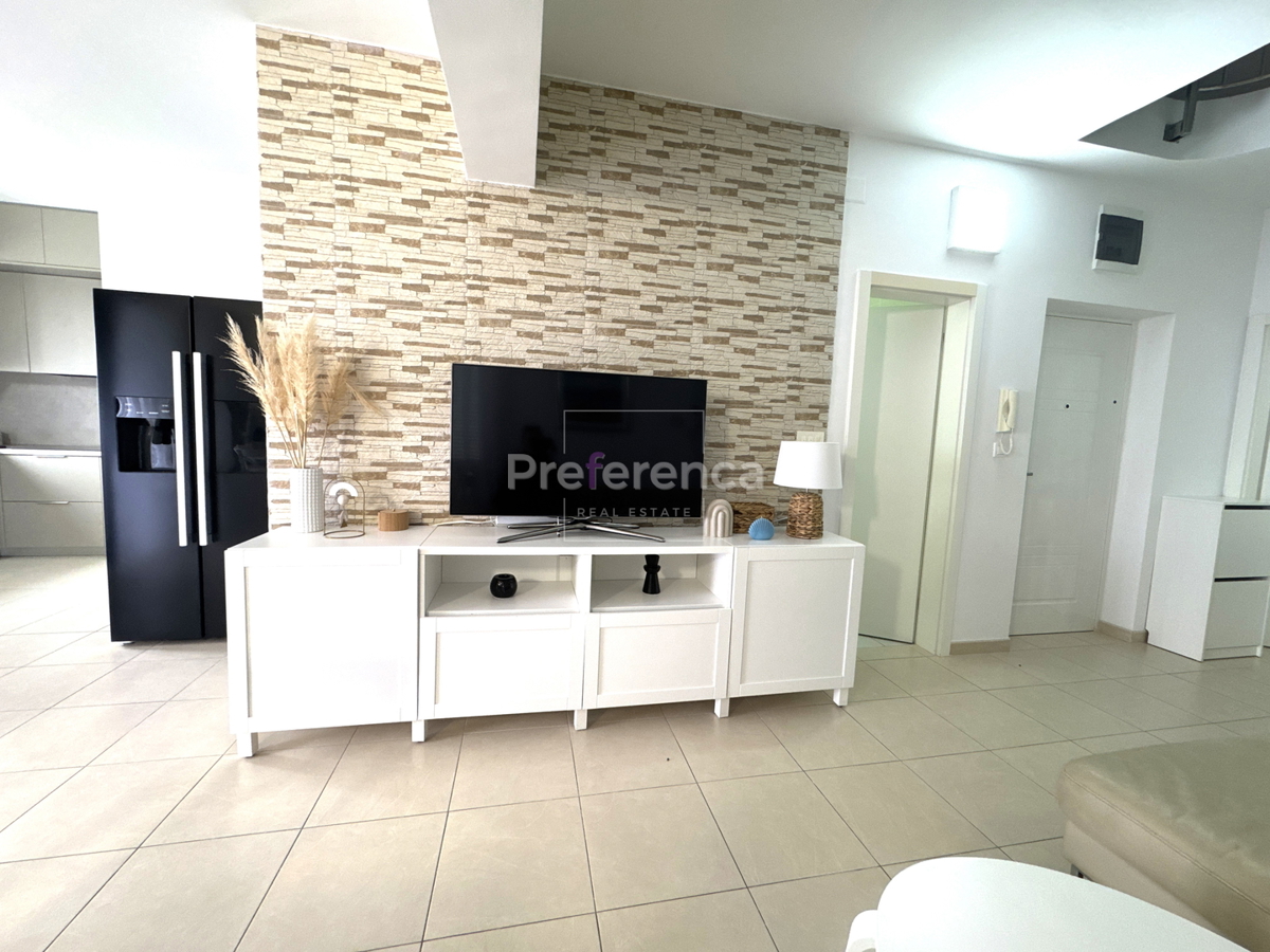 Novalja - appartamento su due piani con una vista splendida