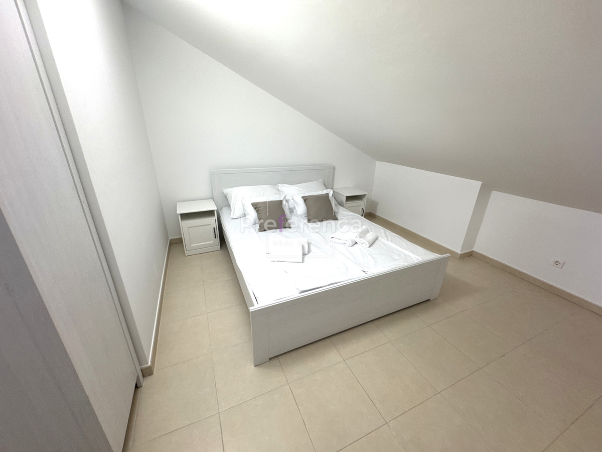 Novalja - appartamento su due piani con una vista splendida