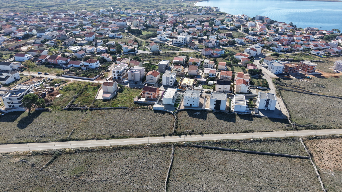 Povljana - terreno edificabile di 731m2