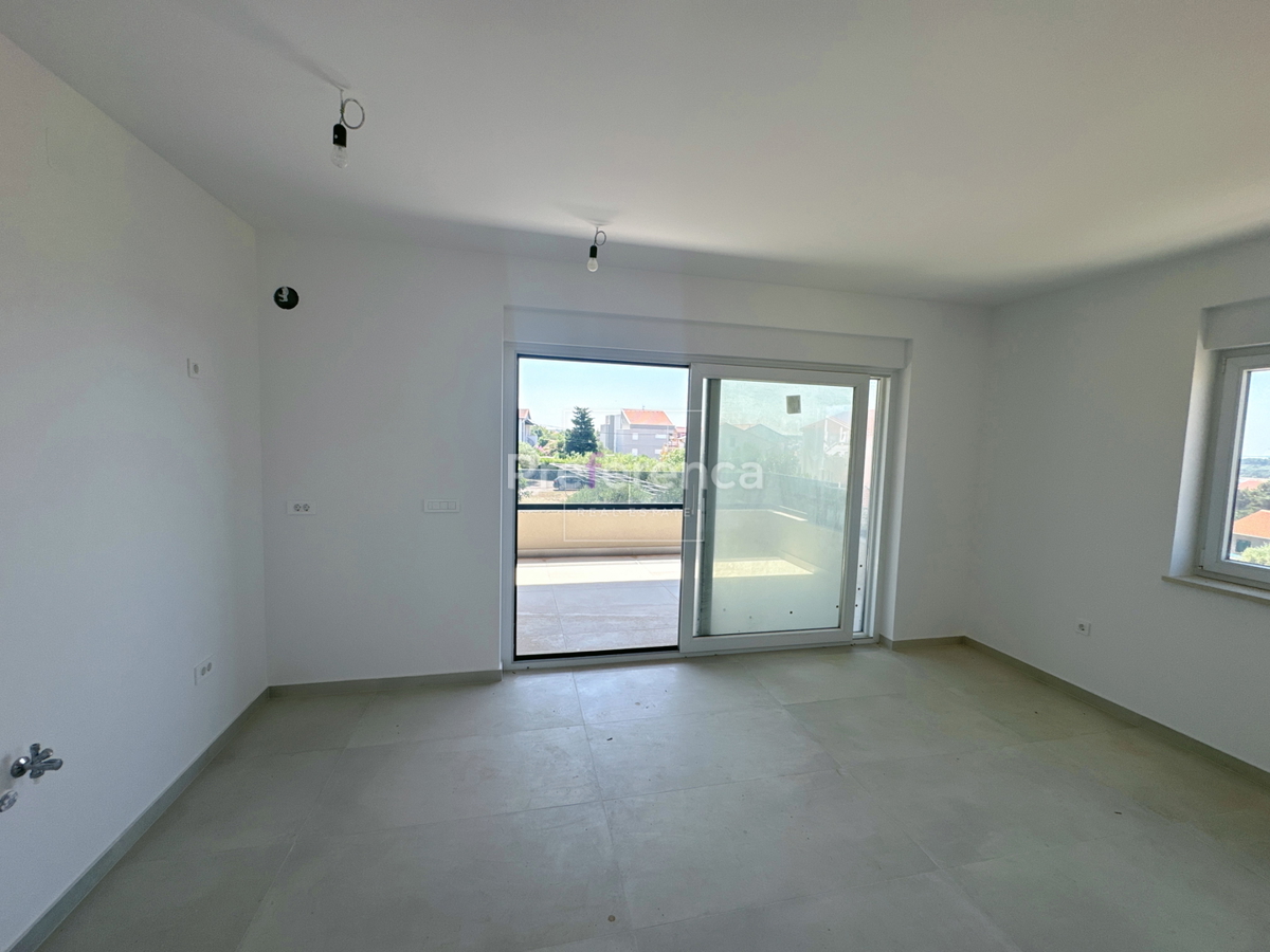 Novalja - appartamento al primo piano con vista sul mare