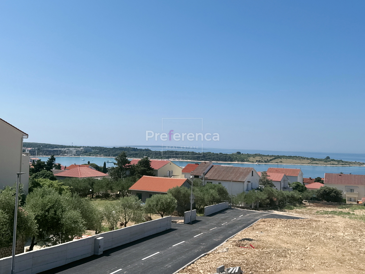 Novalja - appartamento al primo piano con vista sul mare