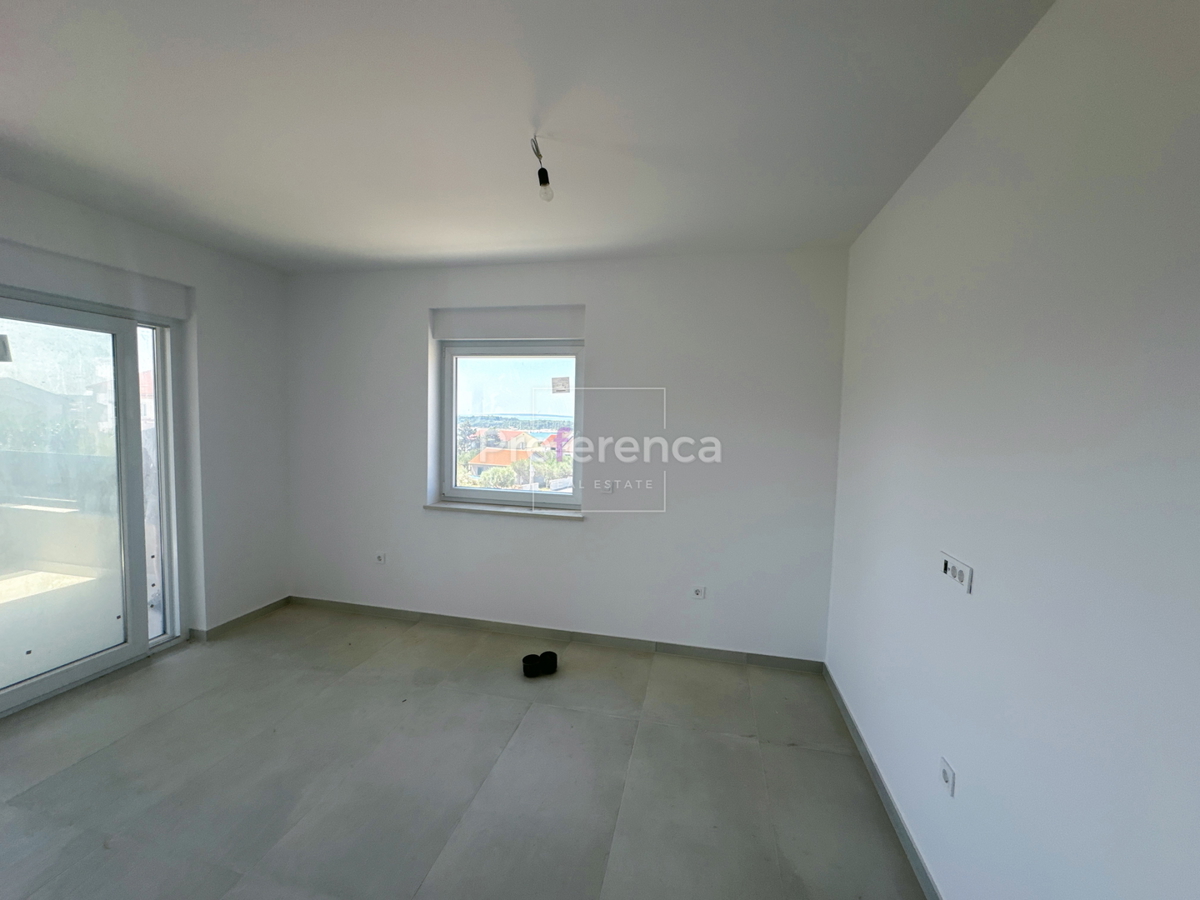 Novalja - appartamento al primo piano con vista sul mare