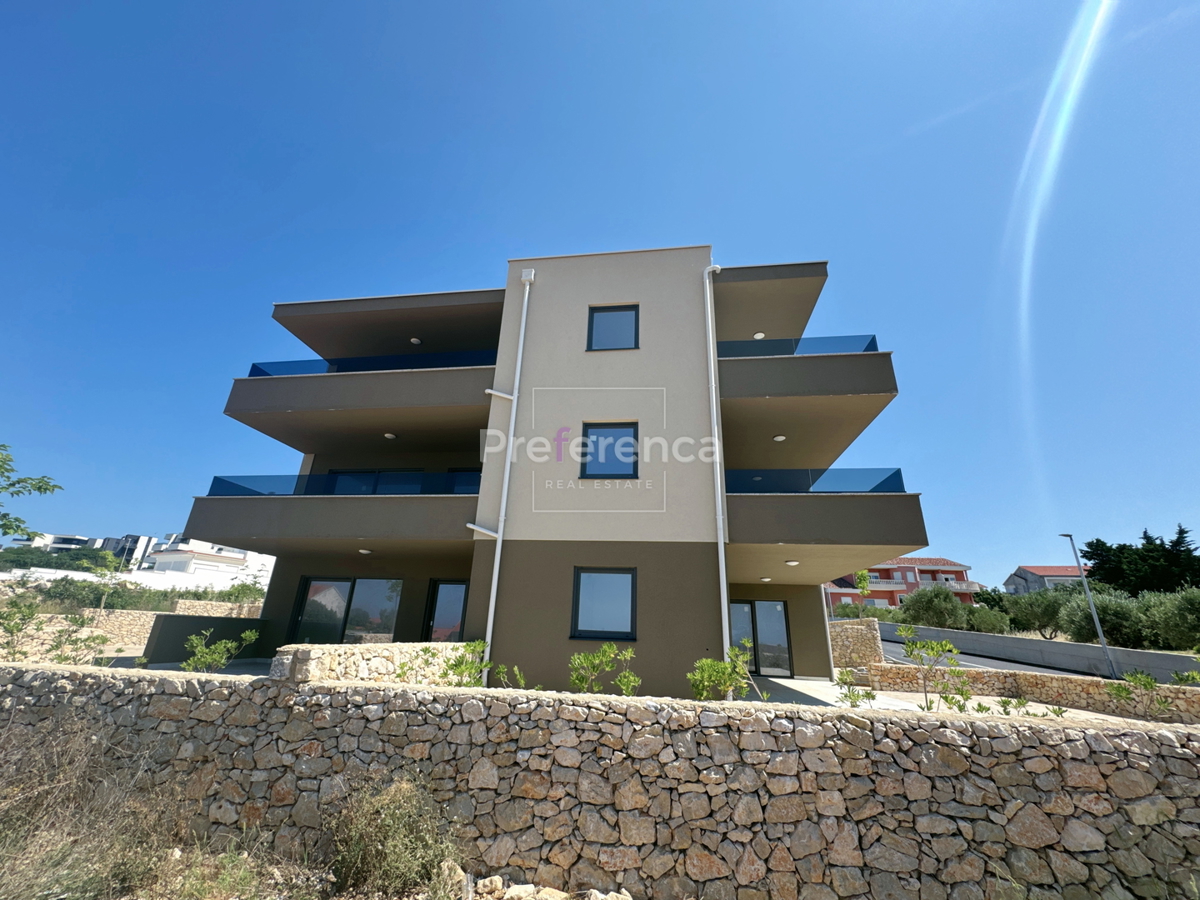 Novalja - appartamento al primo piano con vista sul mare