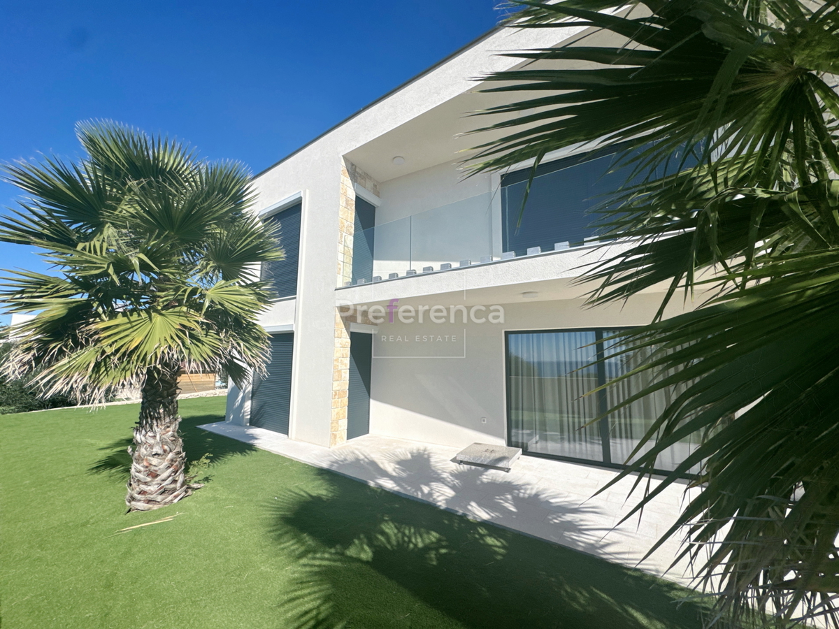 Škuncini stani, Novalja - villa moderna con piscina