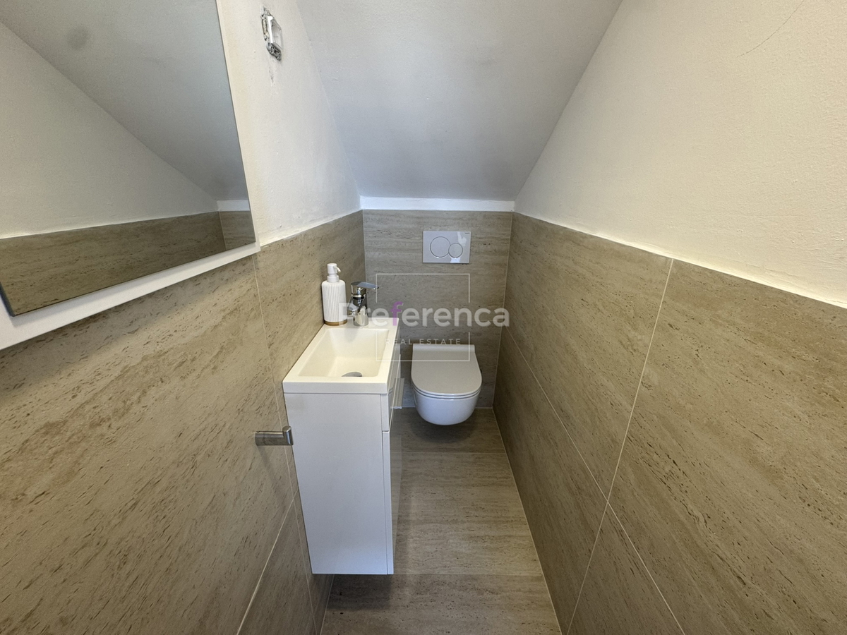 Škuncini stani, Novalja - villa moderna con piscina