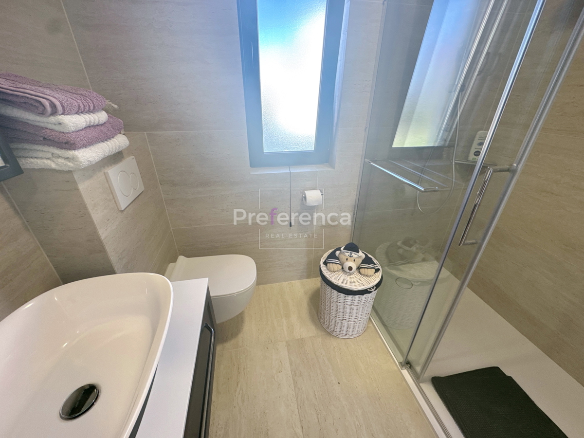 Škuncini stani, Novalja - villa moderna con piscina