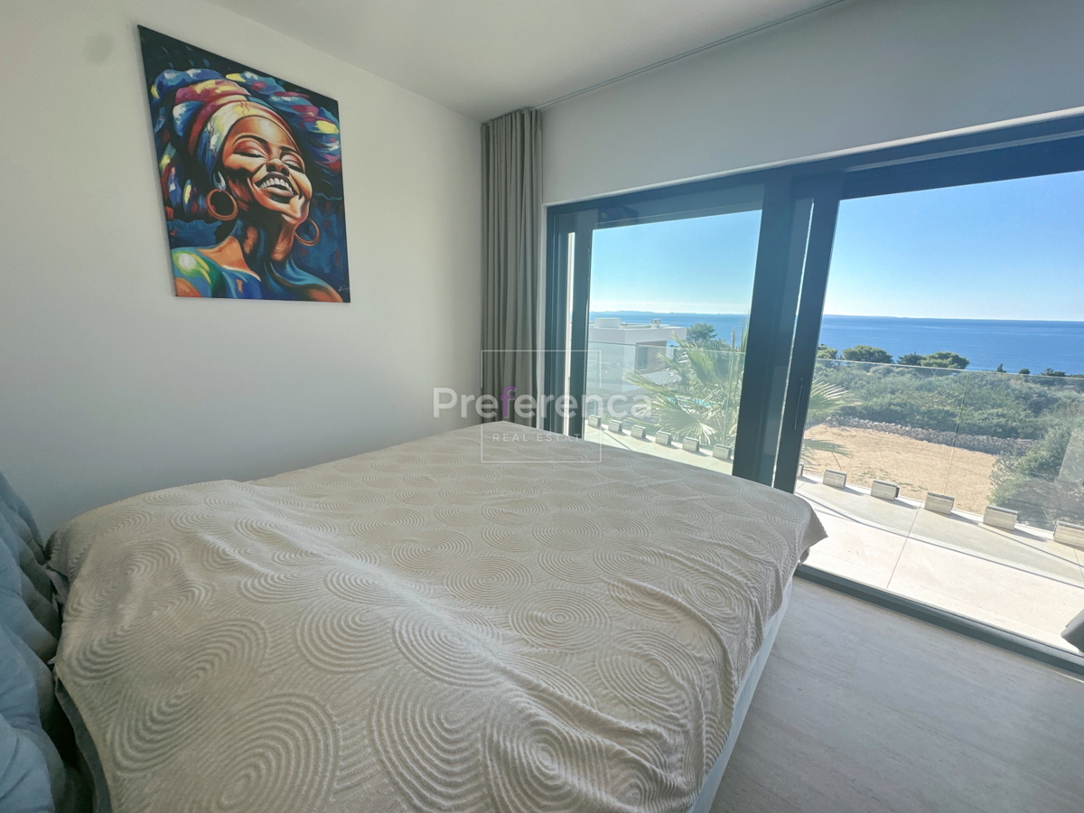 Škuncini stani, Novalja - villa moderna con piscina