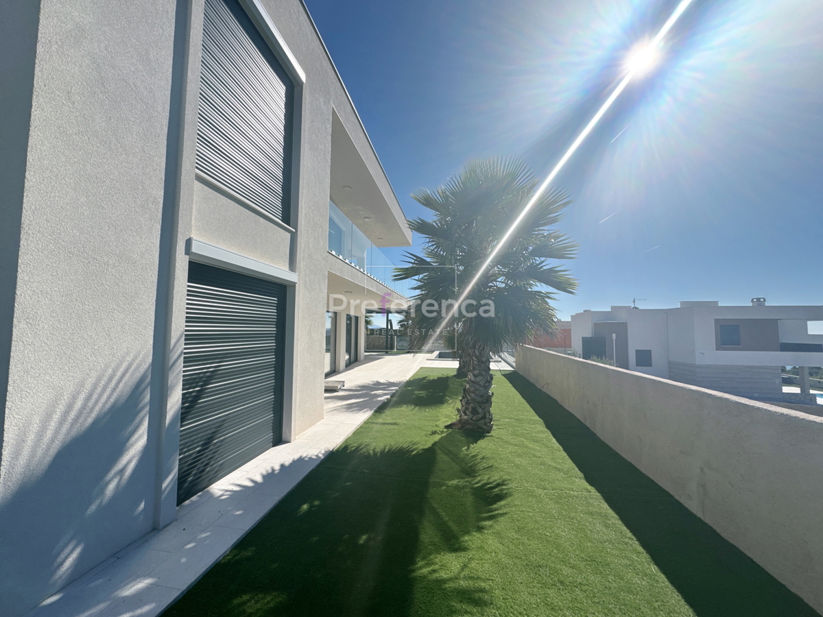 Škuncini stani, Novalja - villa moderna con piscina