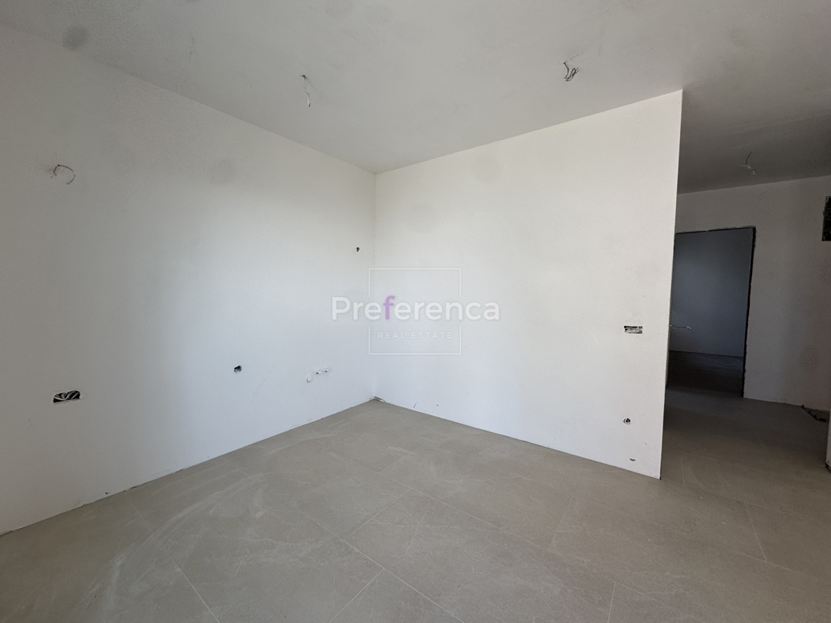 Novalja - appartamento bilocale al piano terra con giardino