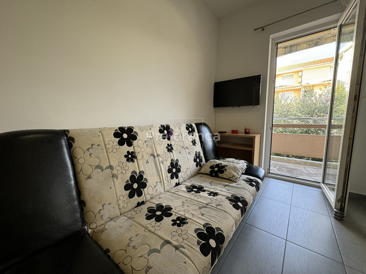 Novalja - casa con 5 appartamenti vicino al mare