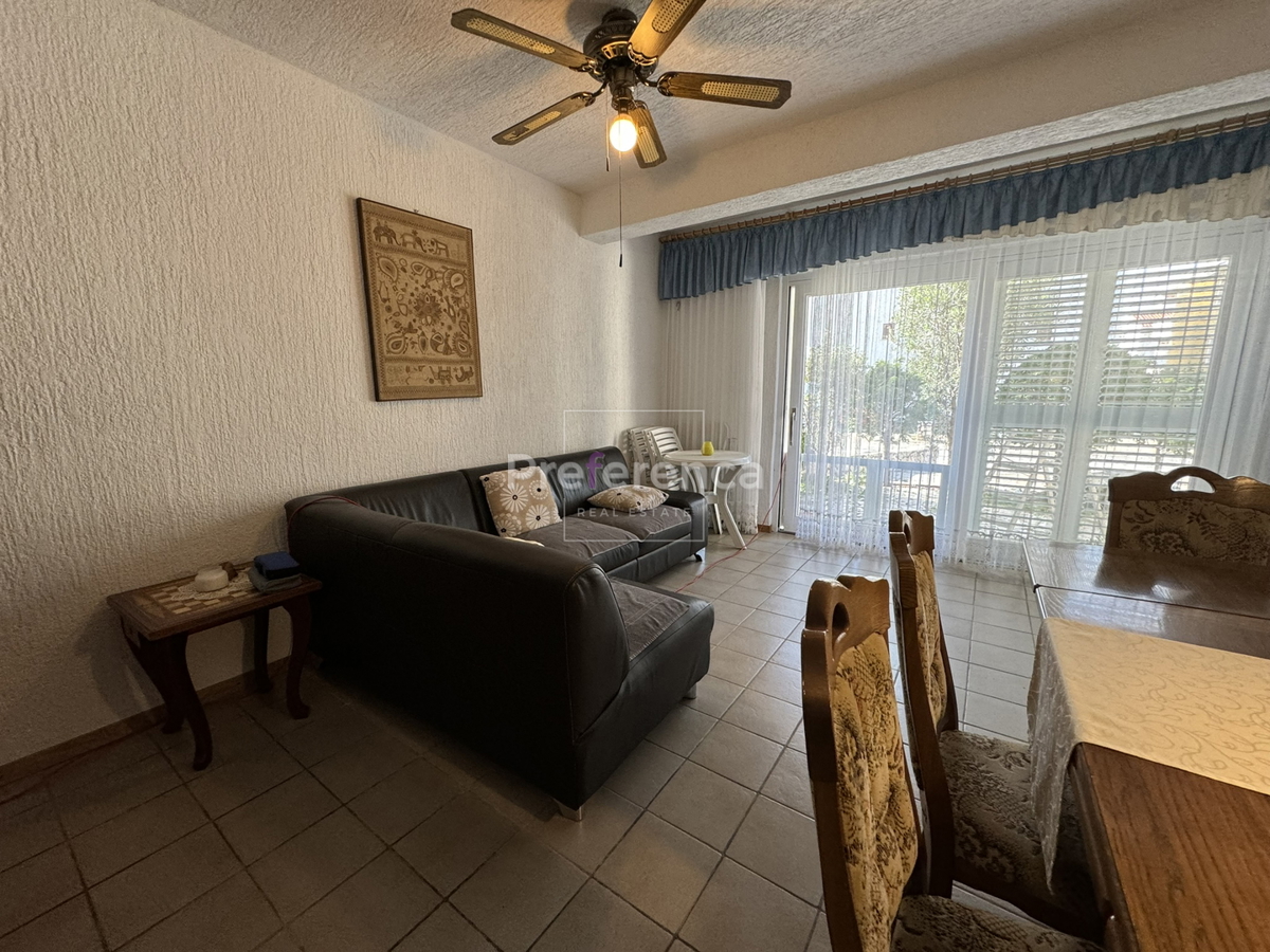 Novalja - casa con 5 appartamenti vicino al mare