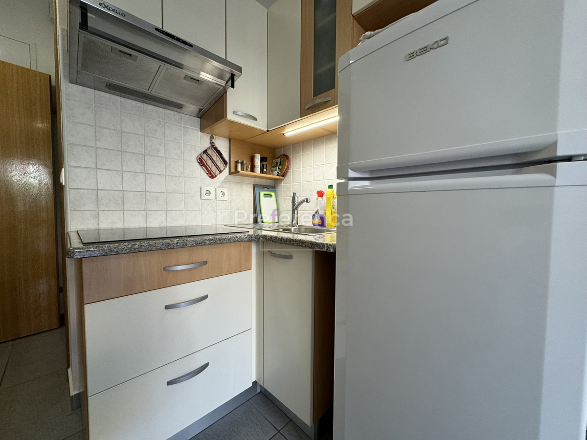 Novalja - casa con 5 appartamenti vicino al mare