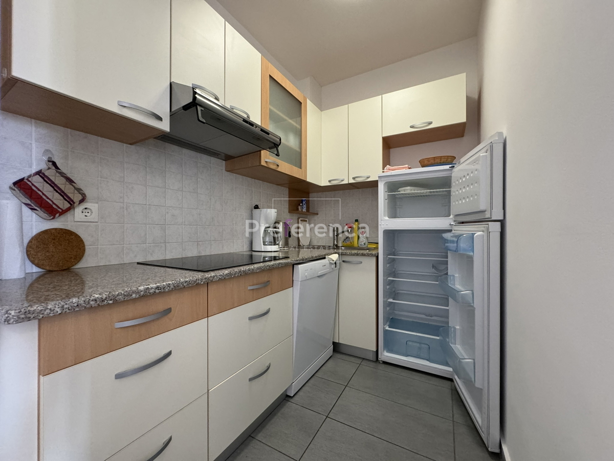 Novalja - casa con 5 appartamenti vicino al mare