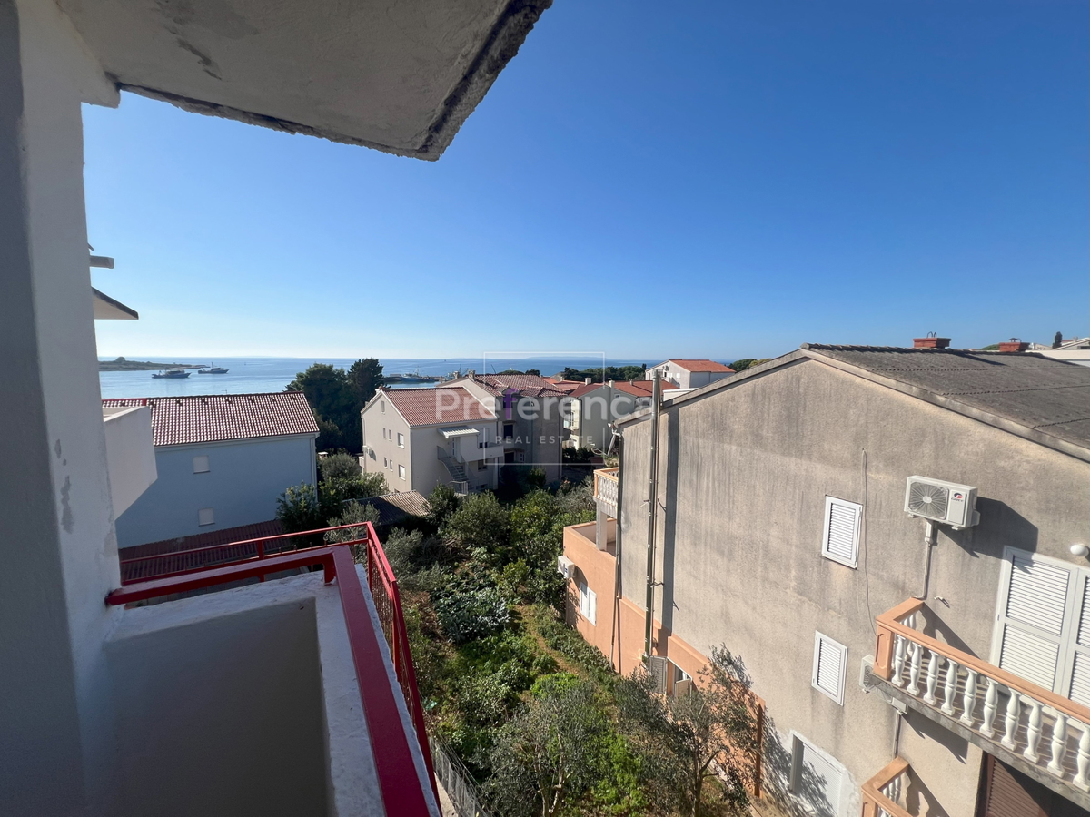 Novalja - casa appartamento con 7 unità