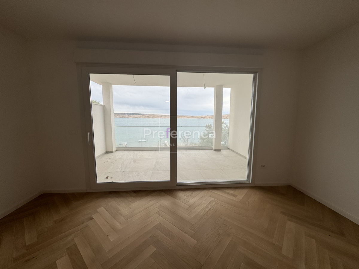 Vidalići - casa con appartamenti PRIMO FILA MARE