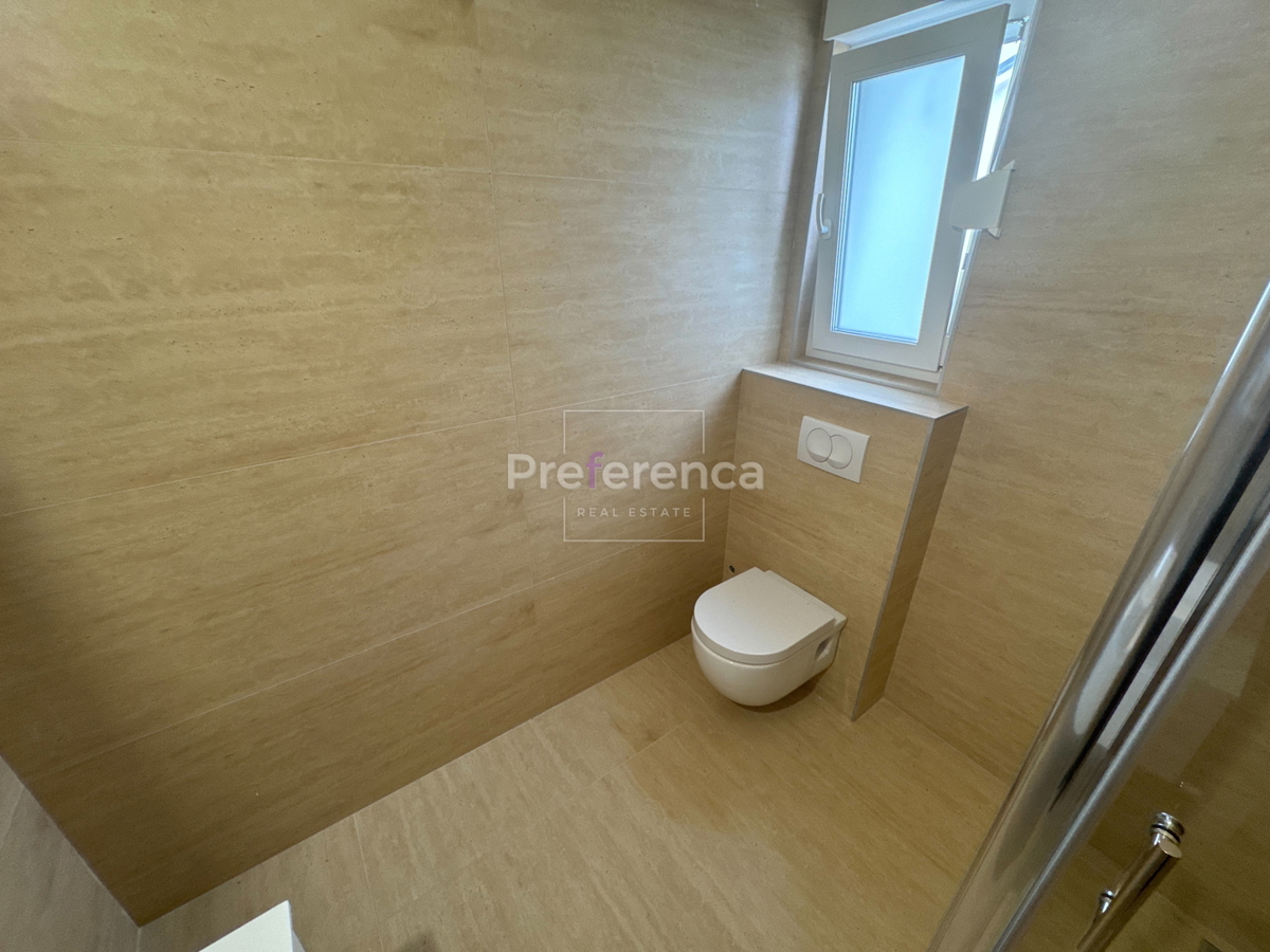 Vidalići - casa con appartamenti PRIMO FILA MARE