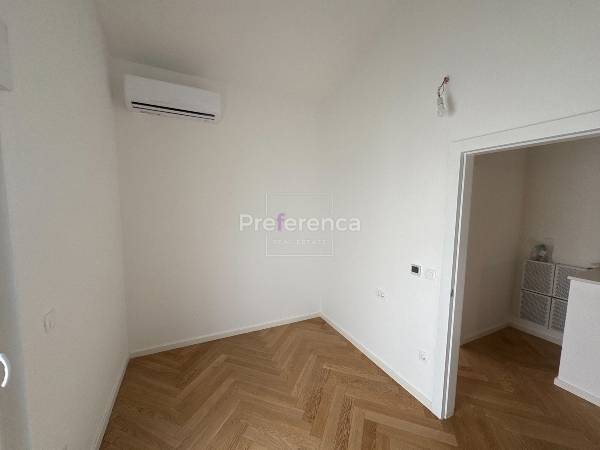 Vidalići - casa con appartamenti PRIMO FILA MARE