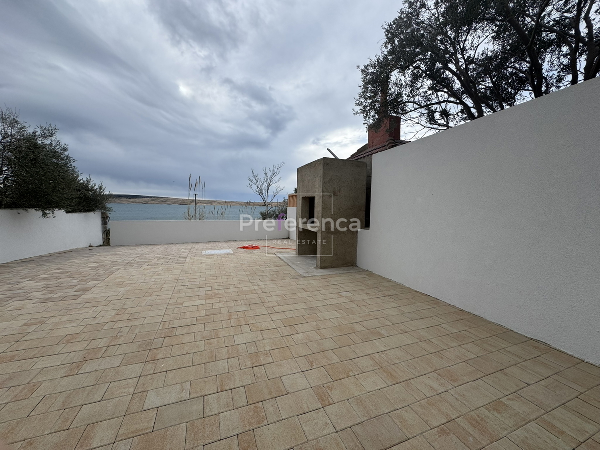Vidalići - casa con appartamenti PRIMO FILA MARE