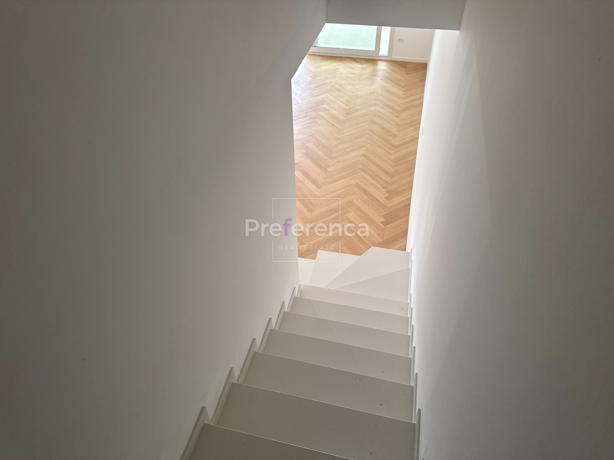 Vidalići - casa con appartamenti PRIMO FILA MARE