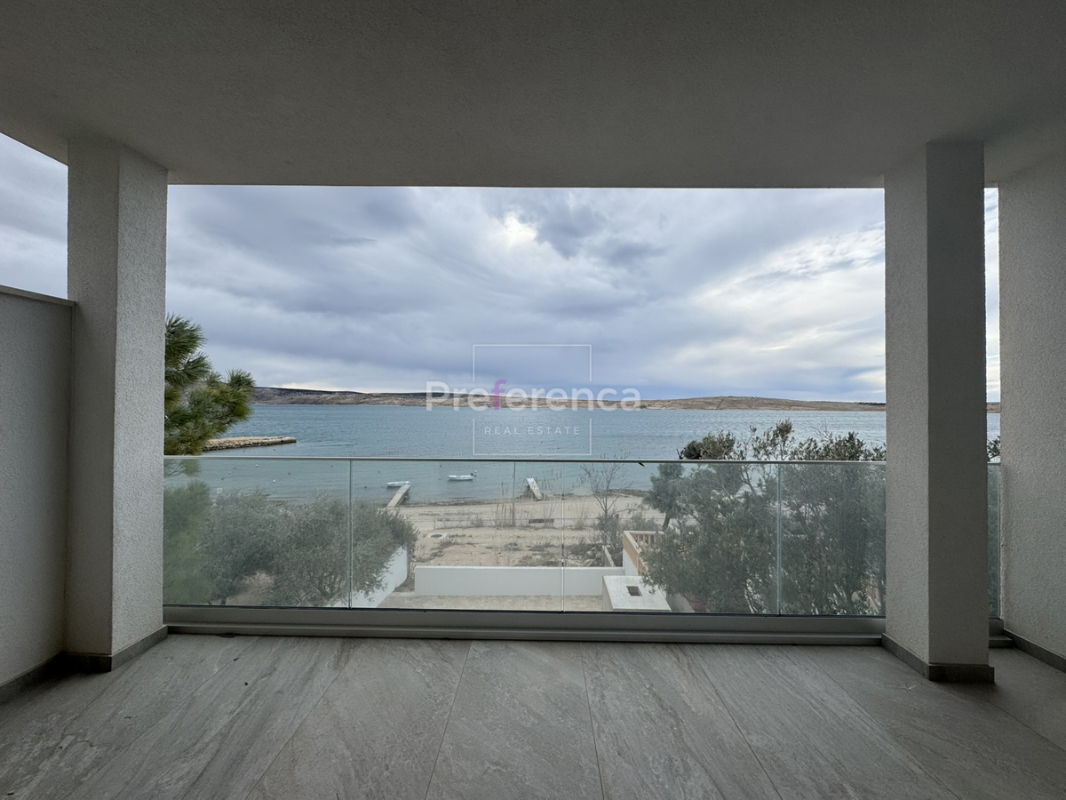 Vidalići - casa con appartamenti PRIMO FILA MARE
