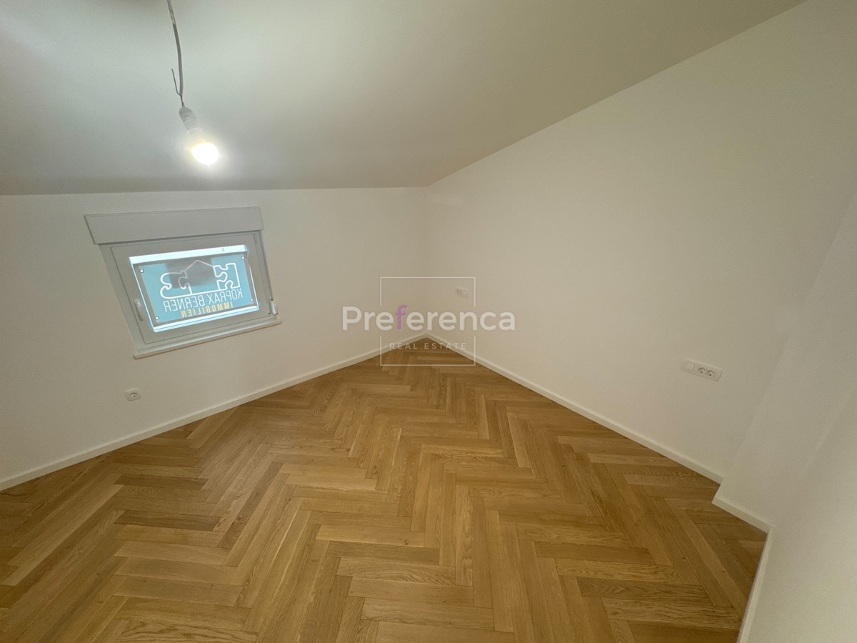 Vidalići - casa con appartamenti PRIMO FILA MARE