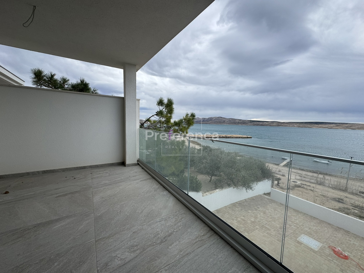 Vidalići - casa con appartamenti PRIMO FILA MARE