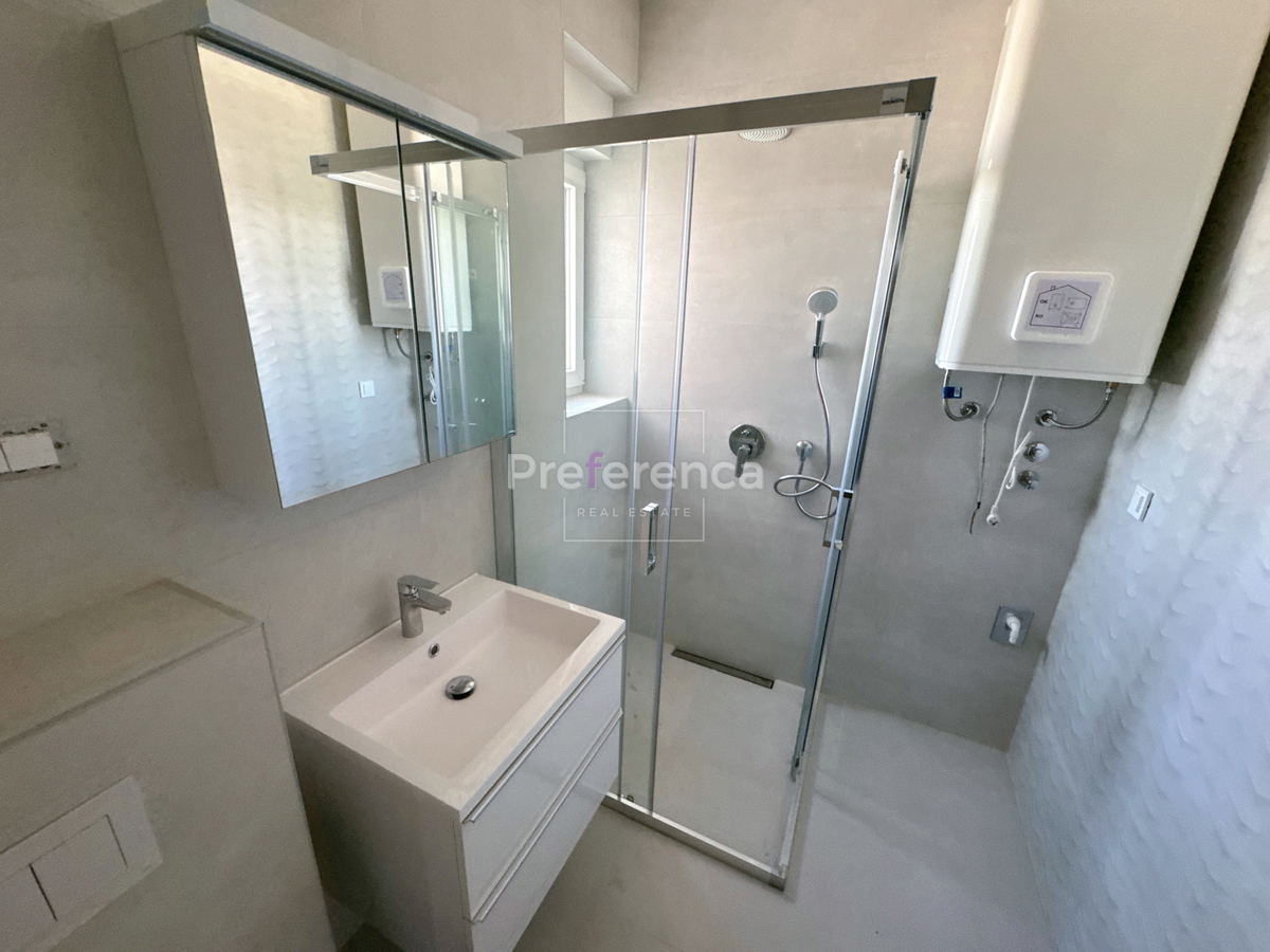 Novalja - appartamento trilocale al secondo piano