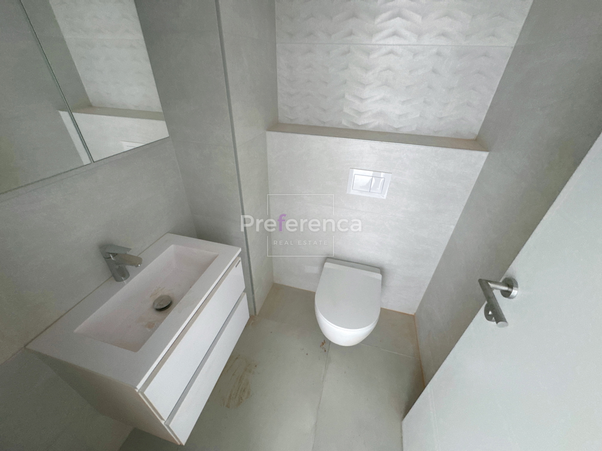 Novalja - appartamento trilocale al secondo piano