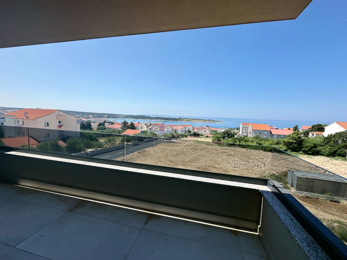 Novalja - appartamento trilocale al secondo piano