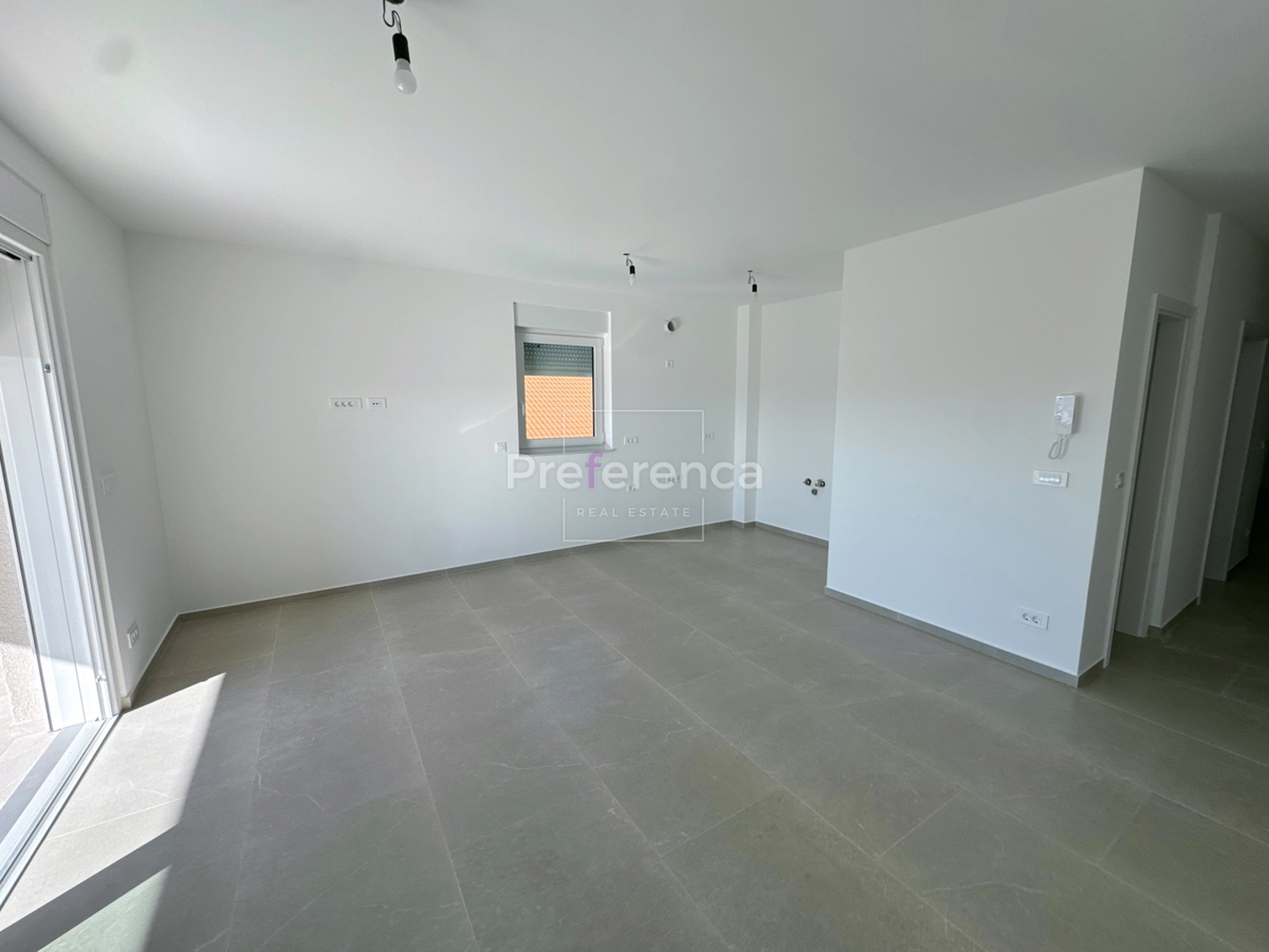 Povljana - appartamento bilocale al secondo piano - vista mare