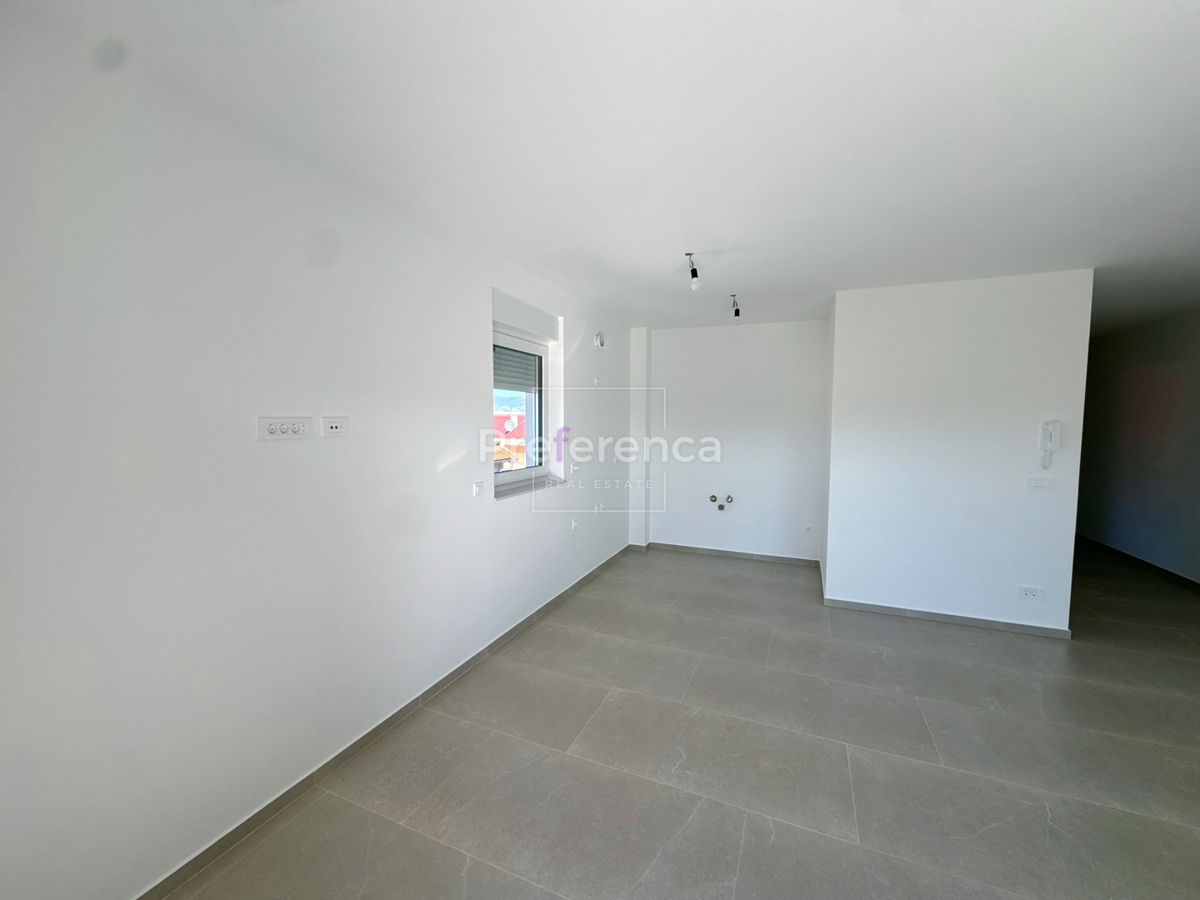 Povljana - appartamento bilocale al secondo piano - vista mare