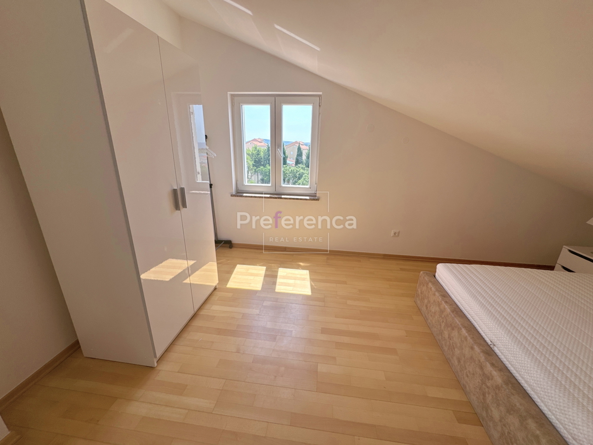 Novalja - appartamento trilocale con vista