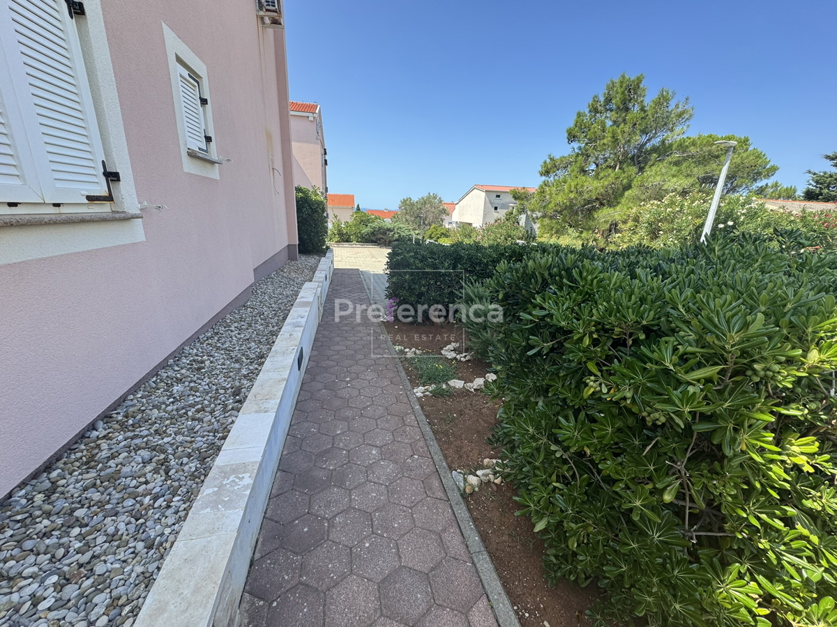 Novalja - appartamento trilocale con vista