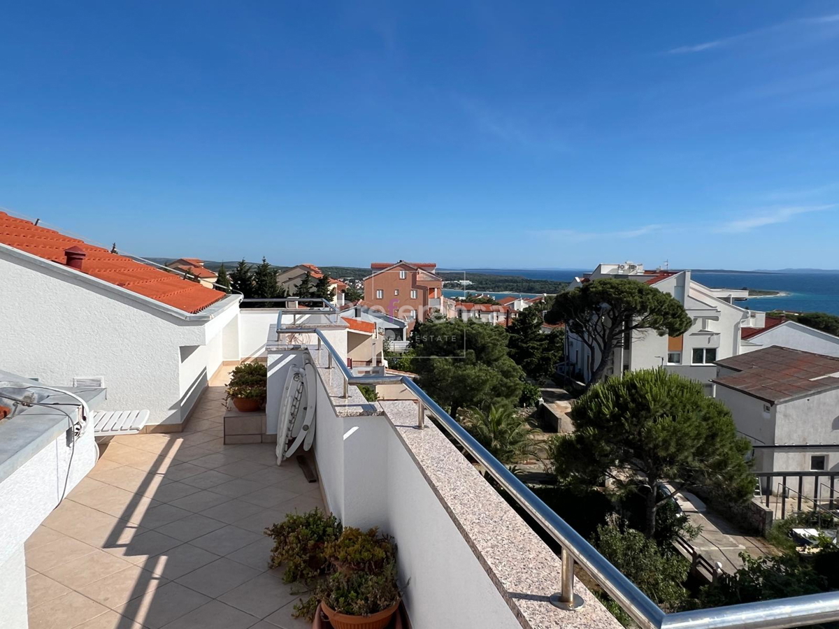 Novalja - appartamento trilocale con vista