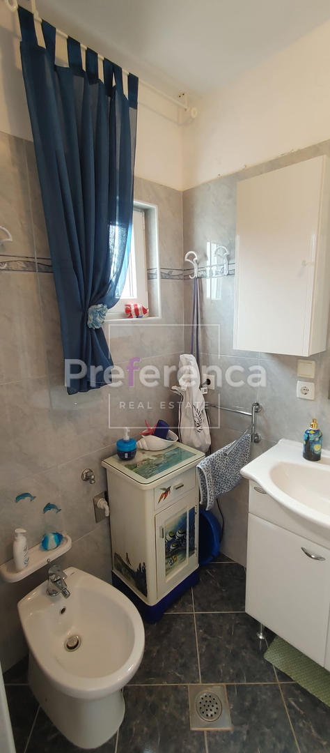 Jakišnica - casa a schiera nel centro storico