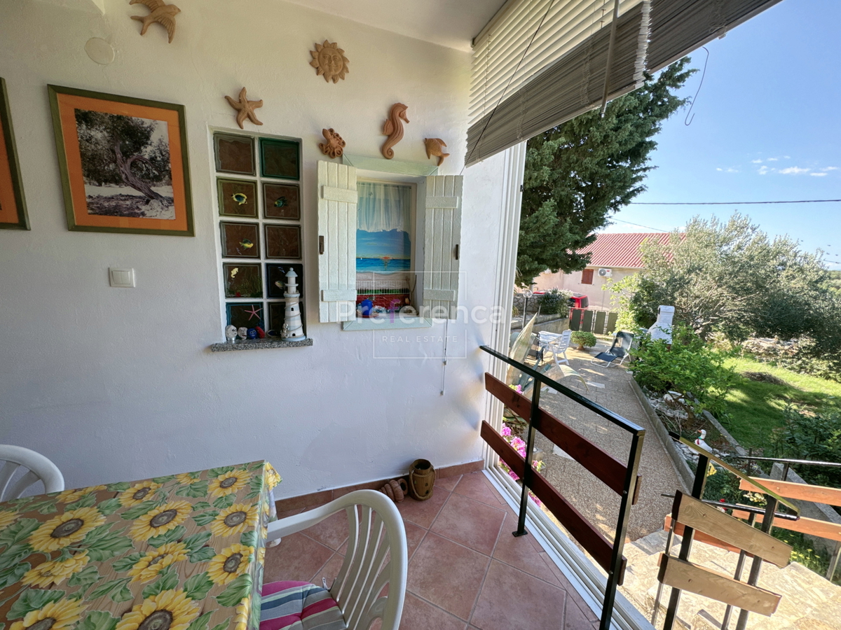 Jakišnica - casa a schiera nel centro storico