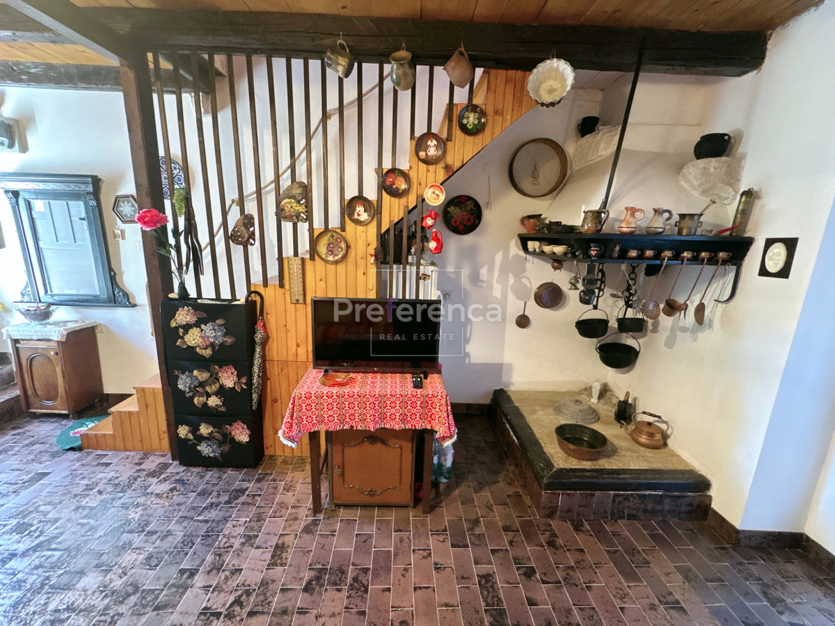 Jakišnica - casa a schiera nel centro storico