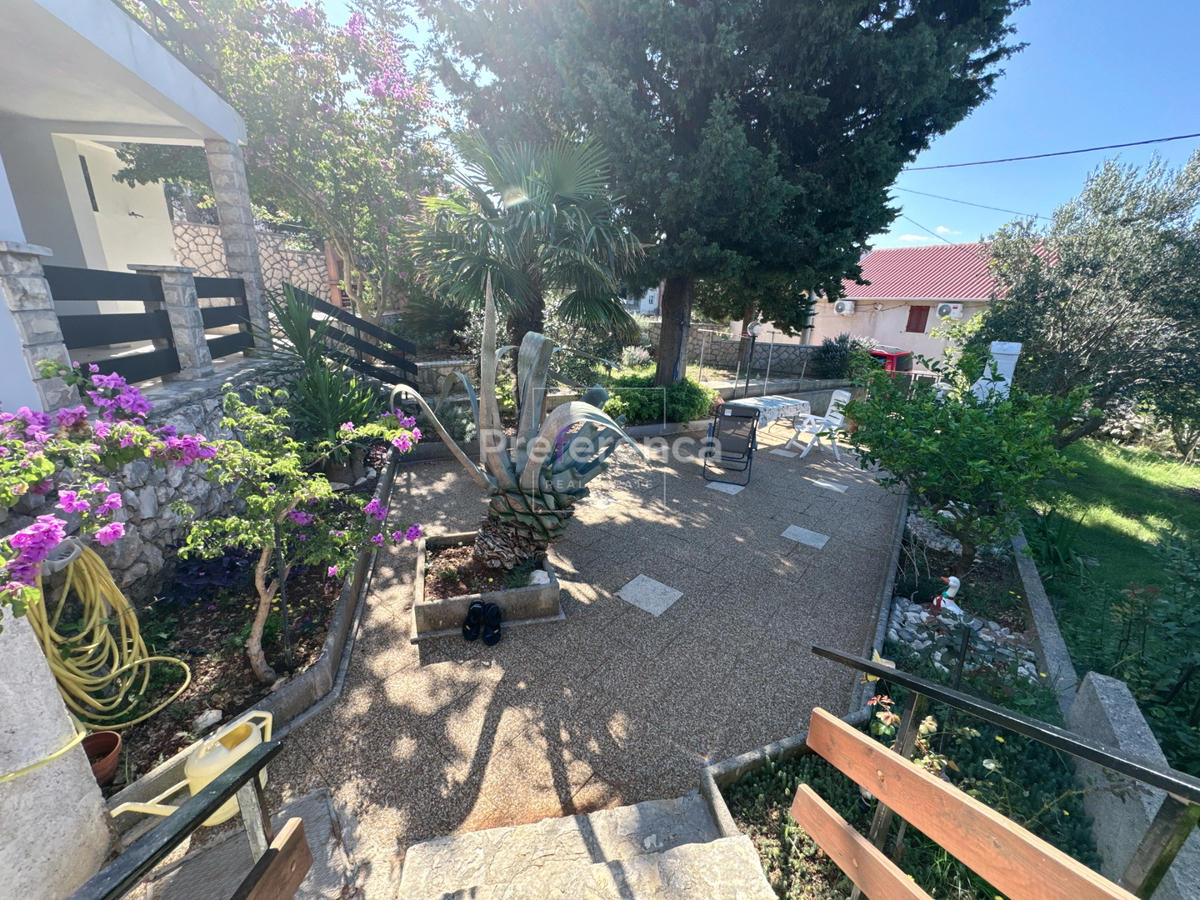 Jakišnica - casa a schiera nel centro storico