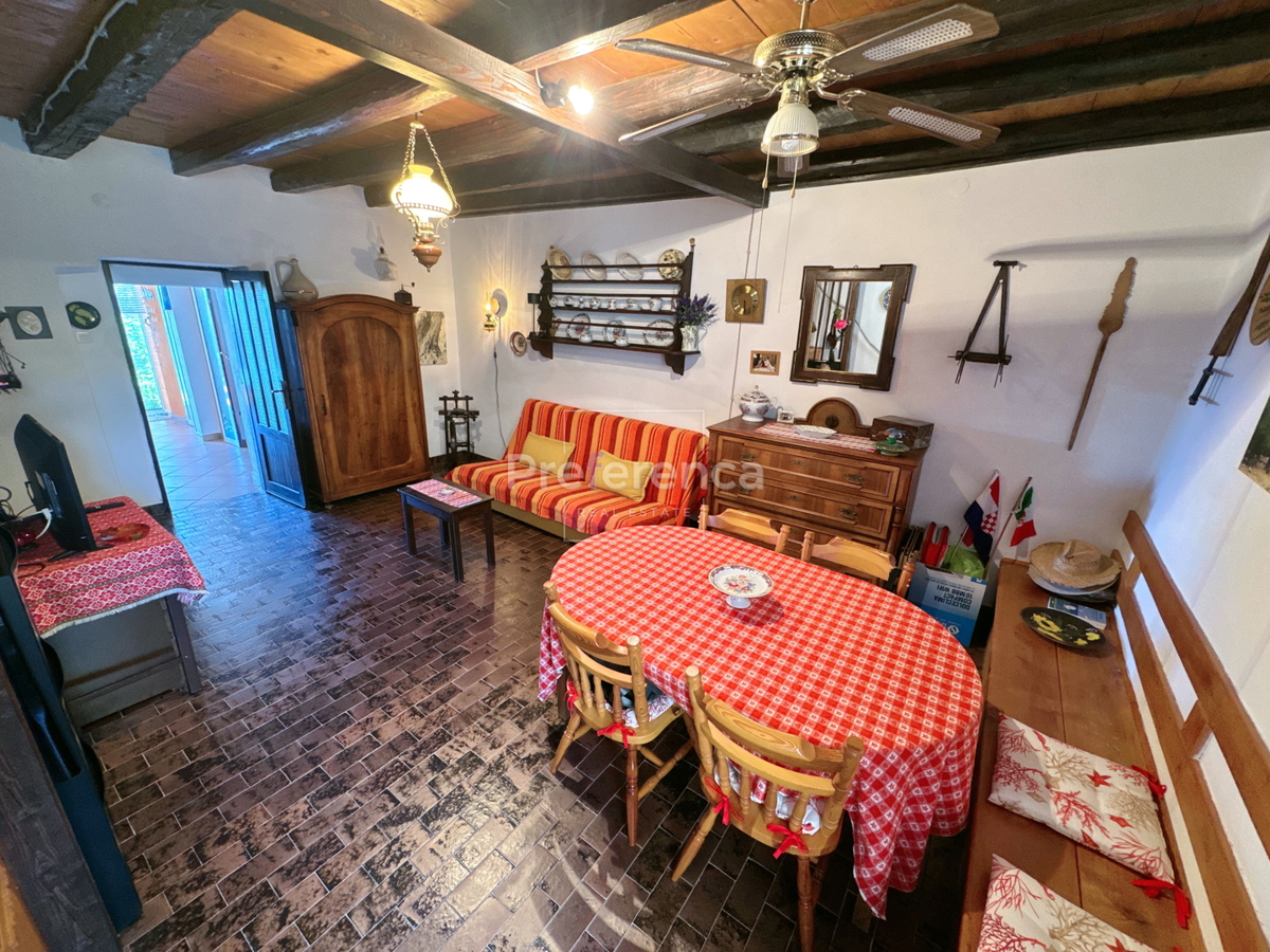 Jakišnica - casa a schiera nel centro storico